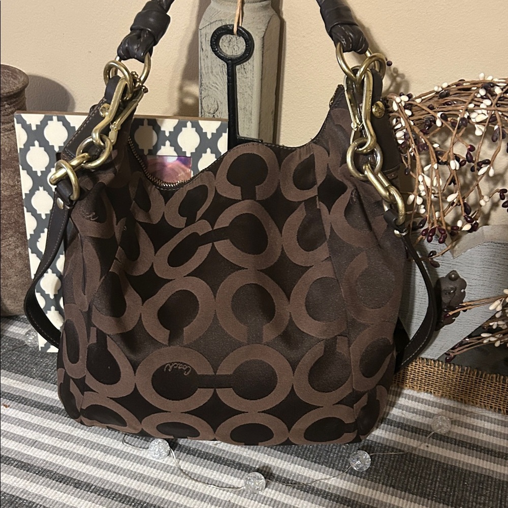 Coach Signature Hobo Shoulder Bag / Crossbody - Picture 5 of 12